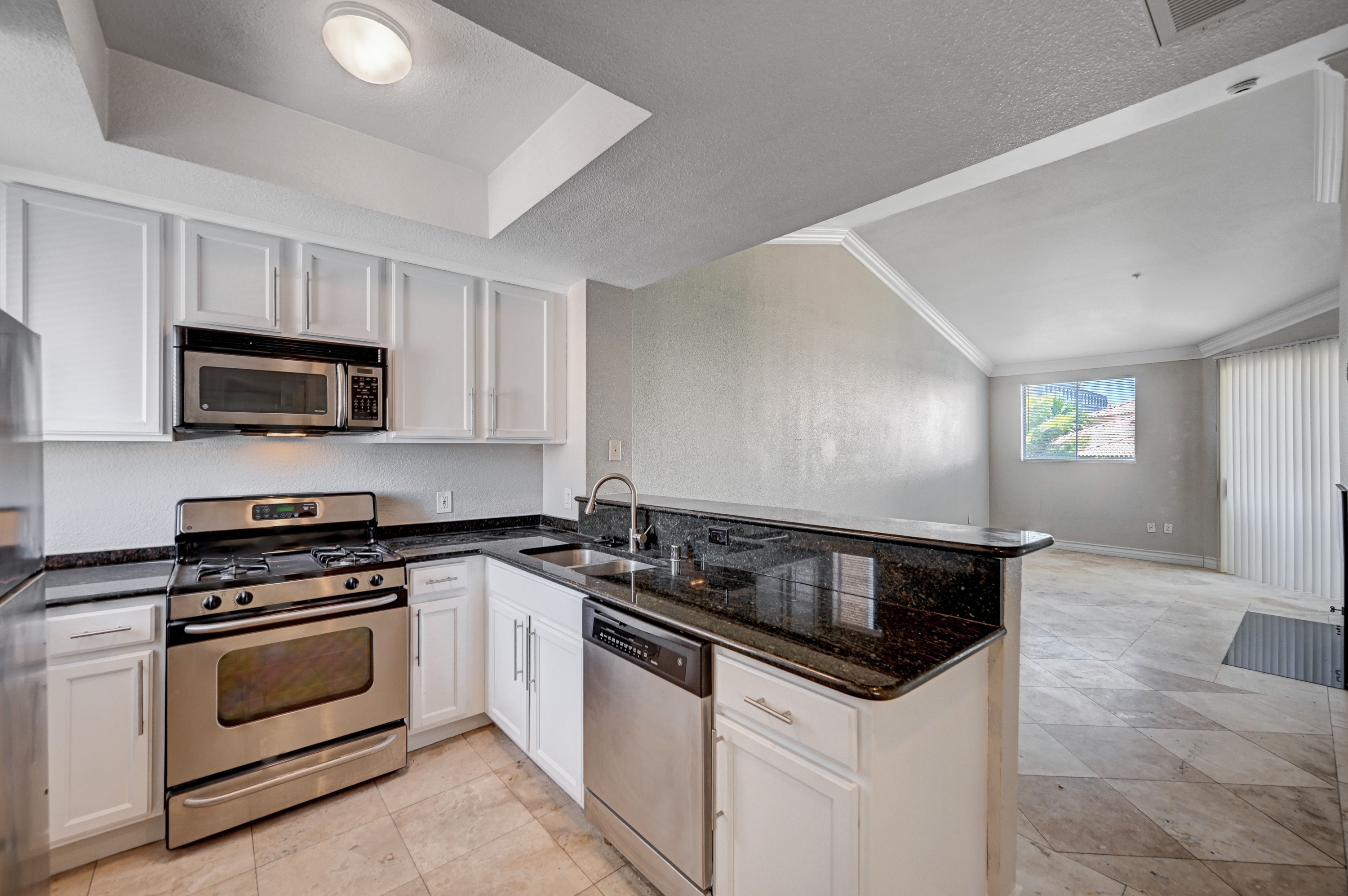 260 E Flamingo Rd #416
